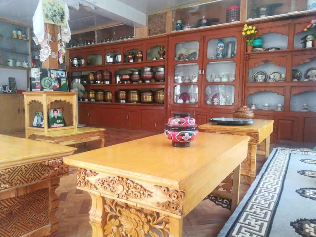 Sernang Homestay Hundar ภายนอก รูปภาพ