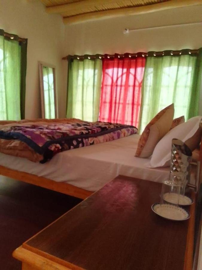 Sernang Homestay Hundar ภายนอก รูปภาพ
